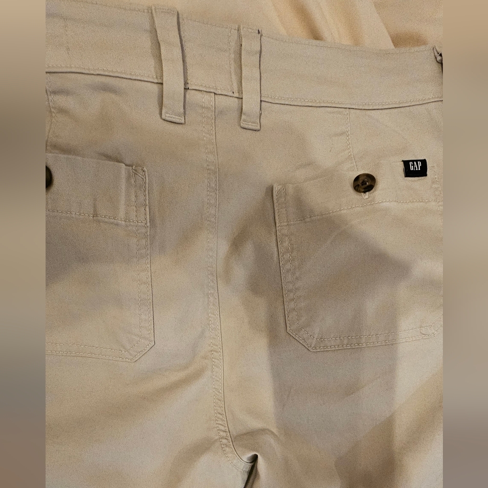 GAP Size 4 Relaxed Girlfriend Light Tan Pants EUC